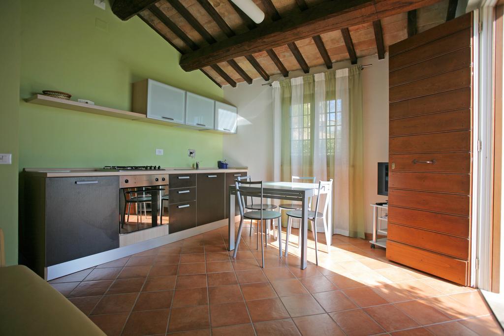 מונטפאלקו Casa Vacanze Vecciano חדר תמונה